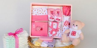 6 Things You Can Gift a Newborn