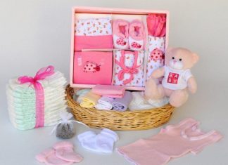 6 Things You Can Gift a Newborn